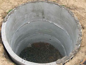 выгребная яма из бетонных колец без дна