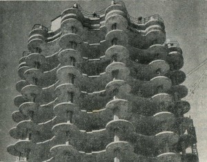 Сооружения жилого дома методом подъёма этажей. 1973г. Киев.