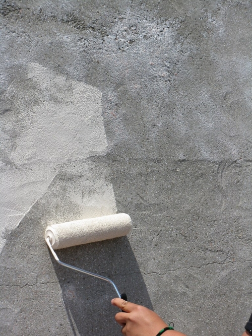 Грунтовка стен перед штукатурными работами
