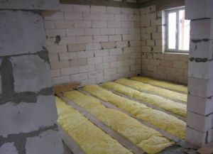 Как утеплить бетонный пол в частном доме
