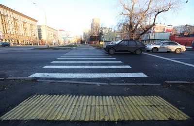 Плитка для слепых на улицах Москвы