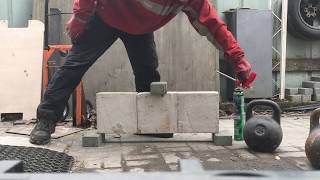 Тест газобетонного клея и цемент-монтажной пены для газобетонных перегородок.