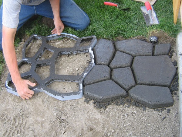 состав бетона для садовых дорожек фото